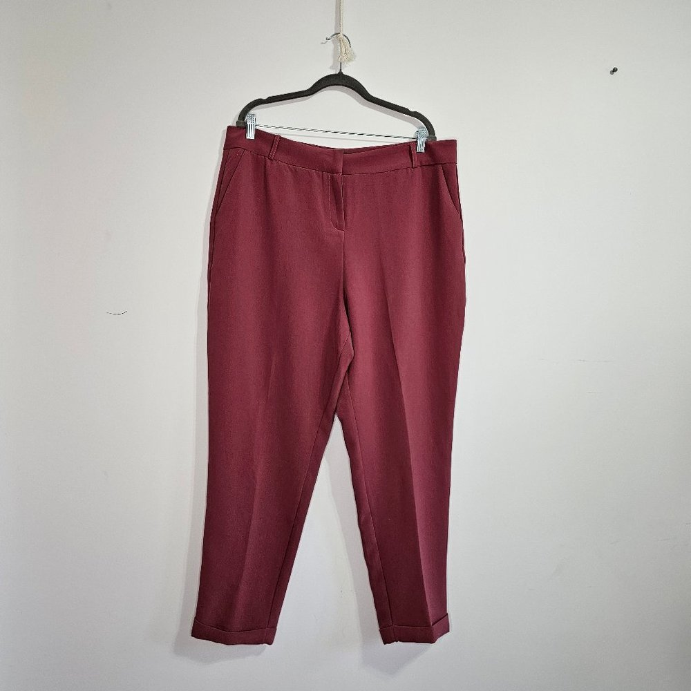NWT Le Chateau Women's pants in Dusty Rose